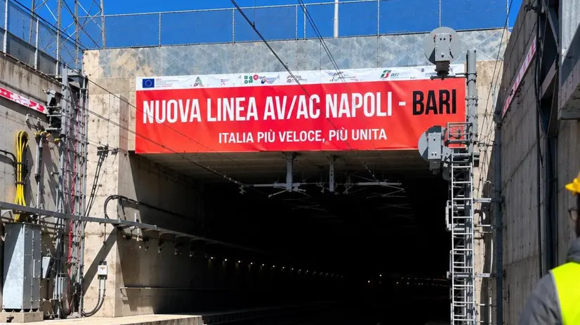 Indagine sulla Tav Napoli-Bari: 20 arresti per sospette tangenti e sfruttamento